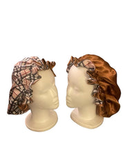 Load image into Gallery viewer, Reversible Bonnet -- Heritage Berry Style